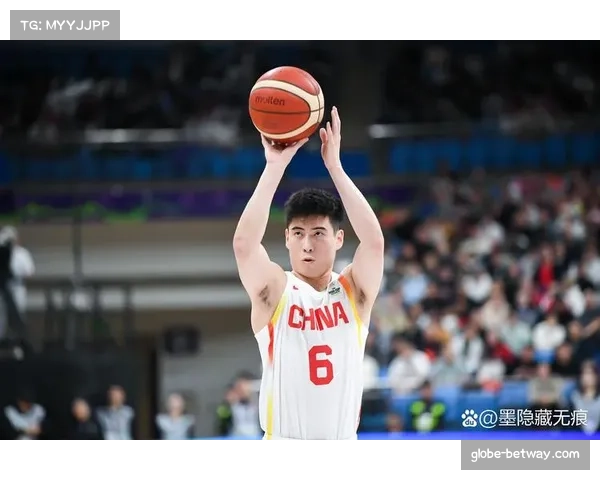 CBA联赛头部争冠激烈中部卡位惨烈 竞争格局更加开放 CBA联赛头部争冠激烈中部卡位惨烈 竞争格局更加开放